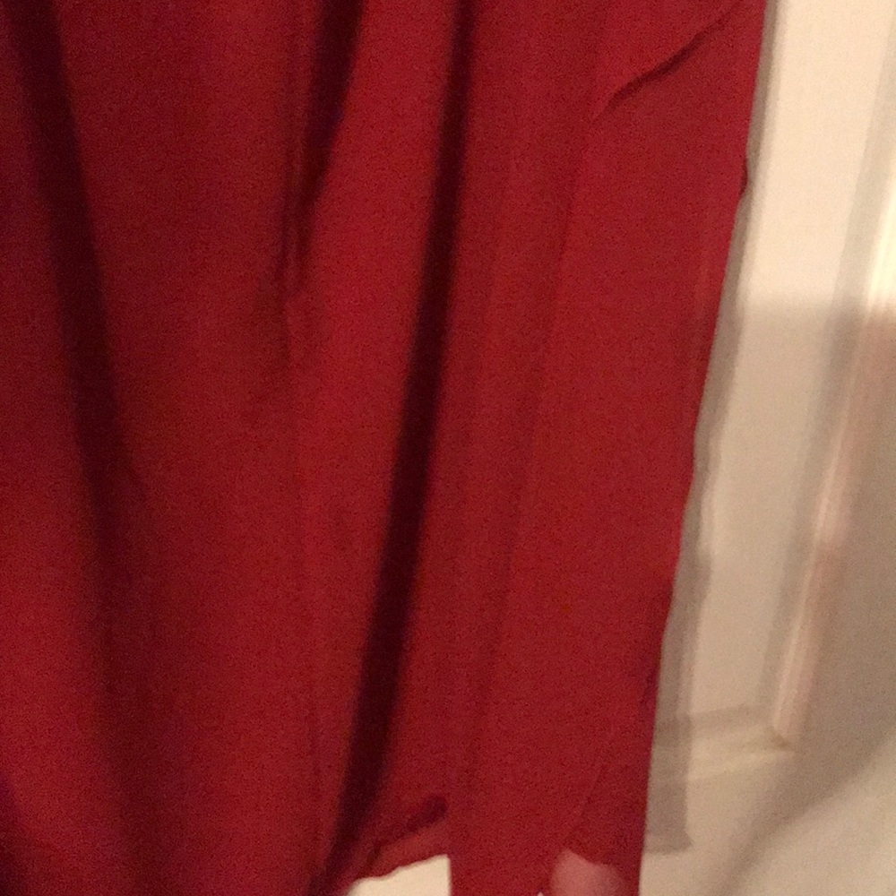 Red dress - Picture 4 of 4